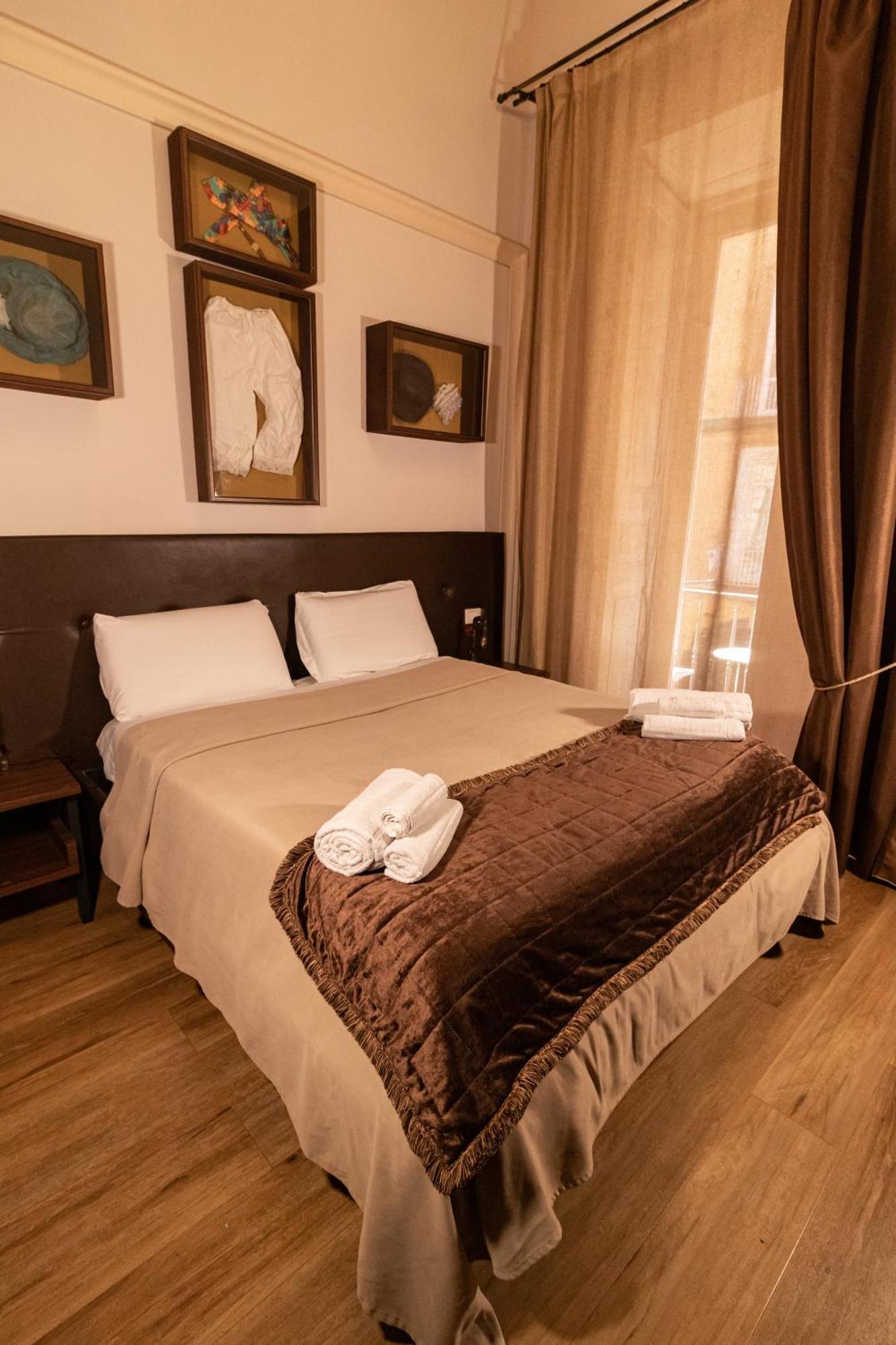 Duomo Luxury Suites Napoli Exterior foto