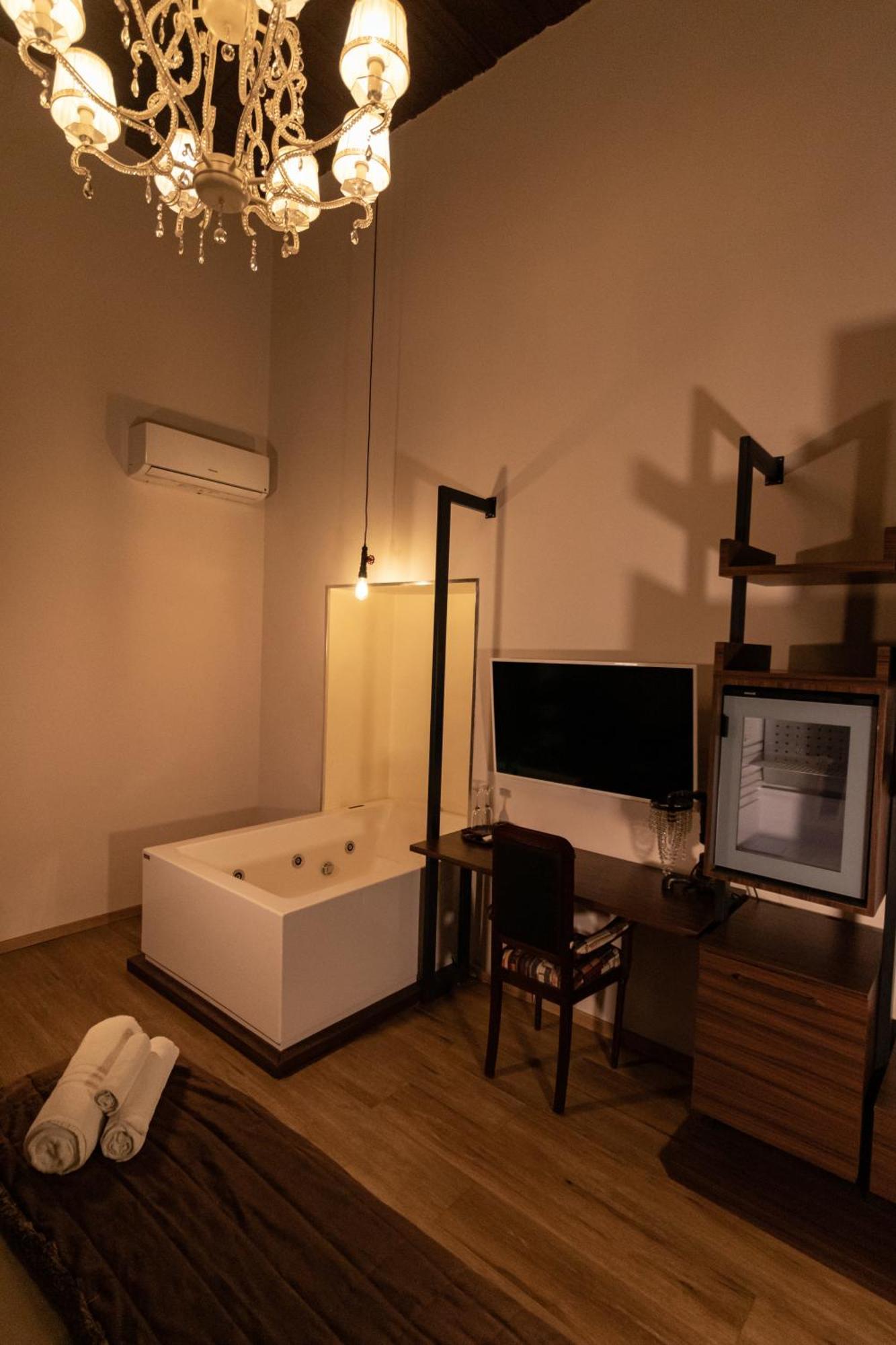 Duomo Luxury Suites Napoli Exterior foto