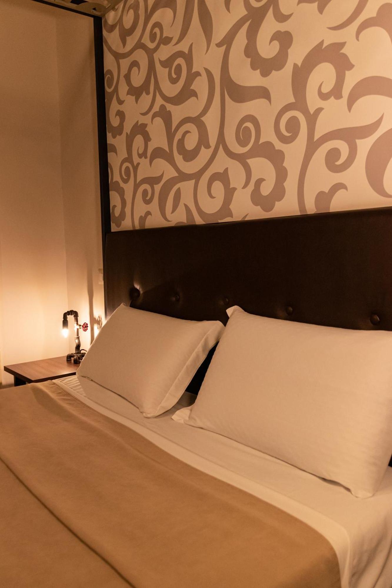 Duomo Luxury Suites Napoli Exterior foto