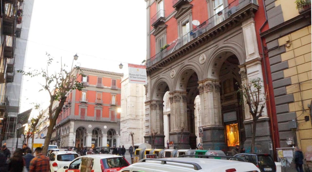 Duomo Luxury Suites Napoli Exterior foto